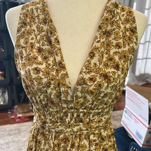 Lulu These are the Days Mustard Yellow Floral Print Halter Maxi Dress size small - Picture 5 of 5